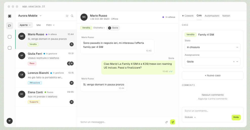 Clara: la chat con il cliente e la scheda CRM della trattativa